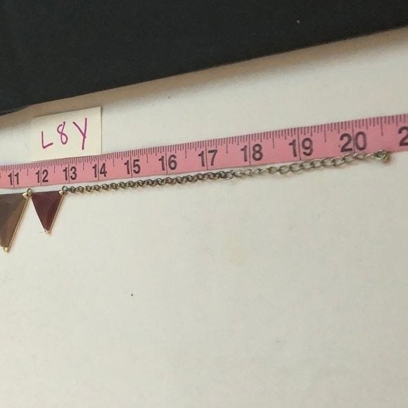 Triangle Accent Necklace Mauve Purple - Picture 4 of 5